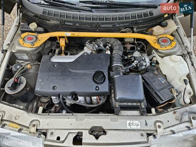 Бежевый ВАЗ 2111, объемом двигателя 1.5 л и пробегом 241 тыс. км за 1350 $, фото 12 на Automoto.ua