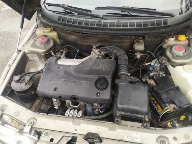 Бежевый ВАЗ 2111, объемом двигателя 0 л и пробегом 300 тыс. км за 1300 $, фото 5 на Automoto.ua