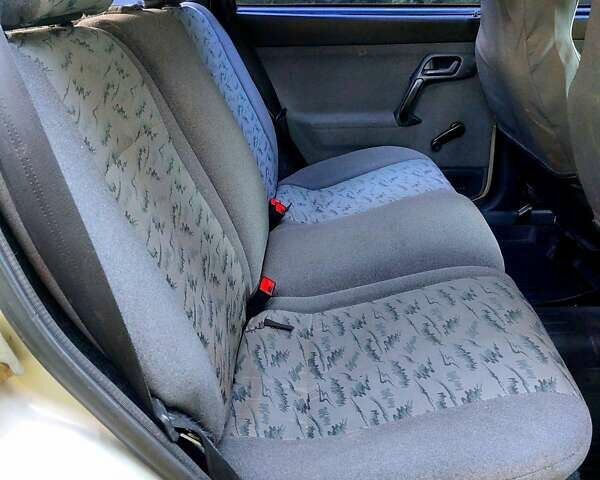 Бежевый ВАЗ 2111, объемом двигателя 1.6 л и пробегом 225 тыс. км за 2100 $, фото 37 на Automoto.ua