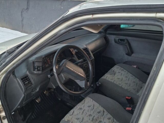 Бежевий ВАЗ 2111, об'ємом двигуна 1.6 л та пробігом 230 тис. км за 1800 $, фото 12 на Automoto.ua