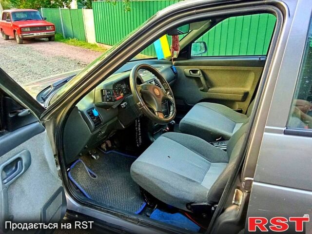 Бежевый ВАЗ 2111, объемом двигателя 1.6 л и пробегом 170 тыс. км за 1900 $, фото 7 на Automoto.ua