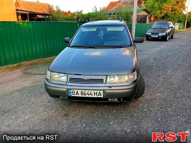 Бежевый ВАЗ 2111, объемом двигателя 1.6 л и пробегом 170 тыс. км за 1900 $, фото 2 на Automoto.ua