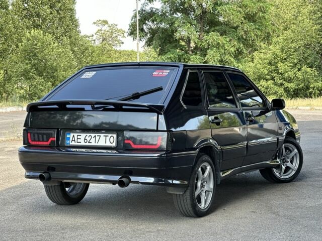Черный ВАЗ 2111, объемом двигателя 1.5 л и пробегом 205 тыс. км за 3200 $, фото 2 на Automoto.ua