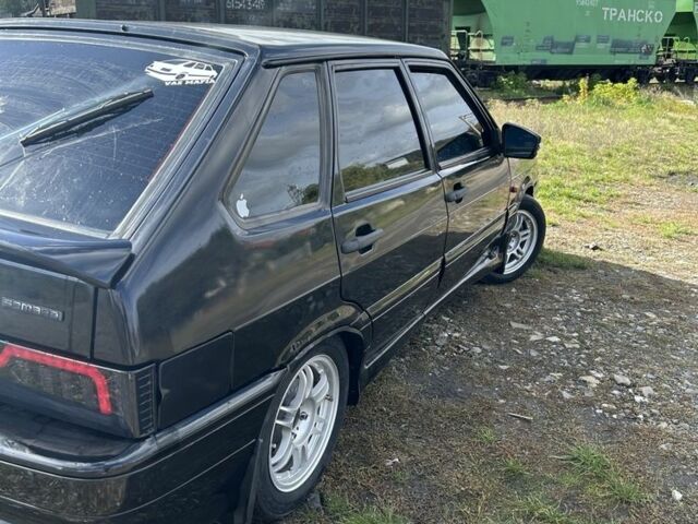 Черный ВАЗ 2111, объемом двигателя 1.5 л и пробегом 300 тыс. км за 1800 $, фото 3 на Automoto.ua