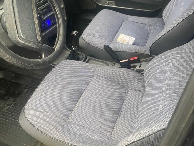 Чорний ВАЗ 2111, об'ємом двигуна 1.6 л та пробігом 220 тис. км за 2000 $, фото 2 на Automoto.ua