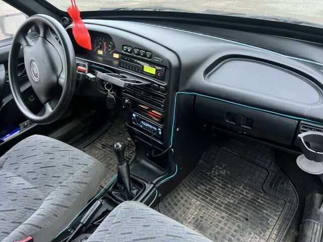 Чорний ВАЗ 2111, об'ємом двигуна 1.6 л та пробігом 220 тис. км за 1499 $, фото 6 на Automoto.ua