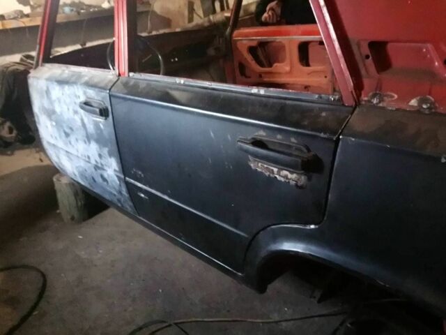 Чорний ВАЗ 2111, об'ємом двигуна 0 л та пробігом 1000 тис. км за 2000 $, фото 2 на Automoto.ua