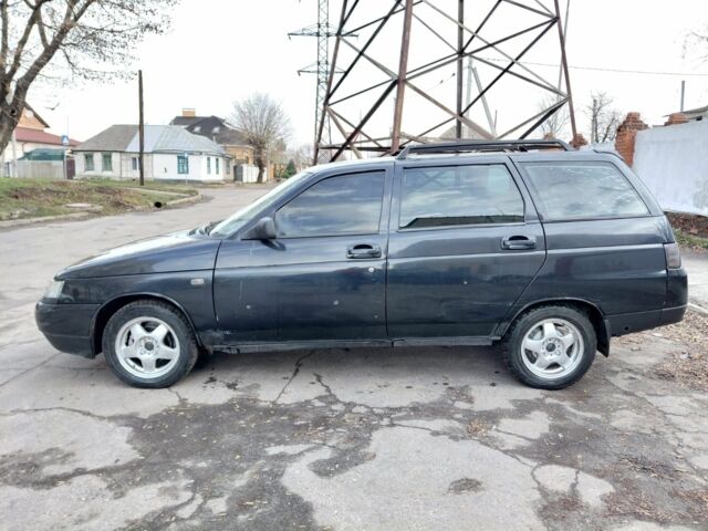 Черный ВАЗ 2111, объемом двигателя 1.5 л и пробегом 179 тыс. км за 1200 $, фото 4 на Automoto.ua