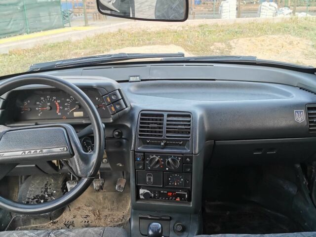 Черный ВАЗ 2111, объемом двигателя 1.6 л и пробегом 231 тыс. км за 713 $, фото 2 на Automoto.ua