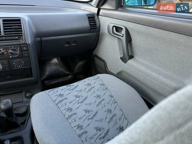 ВАЗ 2111 2005 в Черновцах на Automoto.ua Черный ВАЗ 2111, объемом двигателя 1.6 л и пробегом 1 тыс. км за 4500 $, фото 99 на Automoto.ua