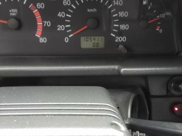 Черный ВАЗ 2111, объемом двигателя 1.6 л и пробегом 105 тыс. км за 2700 $, фото 4 на Automoto.ua