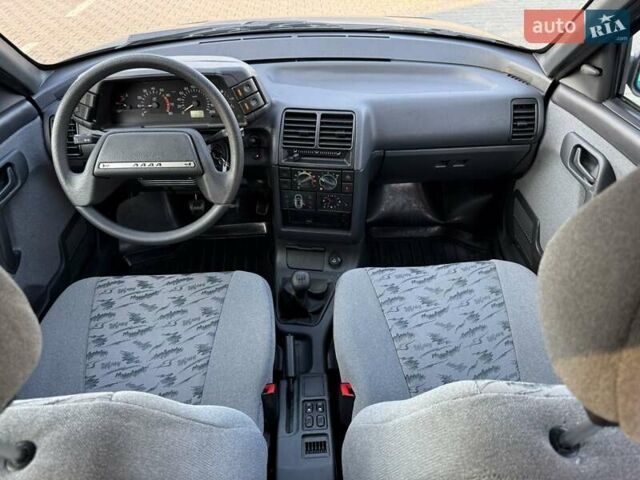 ВАЗ 2111 2005 в Черновцах на Automoto.ua Черный ВАЗ 2111, объемом двигателя 1.6 л и пробегом 1 тыс. км за 4500 $, фото 101 на Automoto.ua