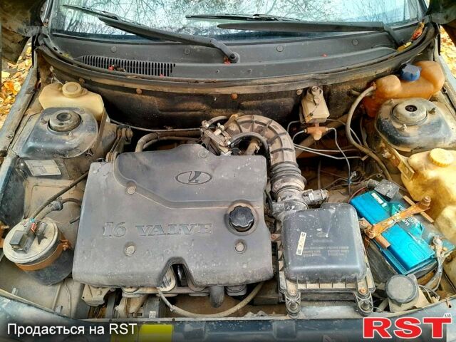 ВАЗ 2111 2005 в Миргороде на Automoto.ua Черный ВАЗ 2111, объемом двигателя 1.6 л и пробегом 278 тыс. км за 830 $, фото 5 на Automoto.ua