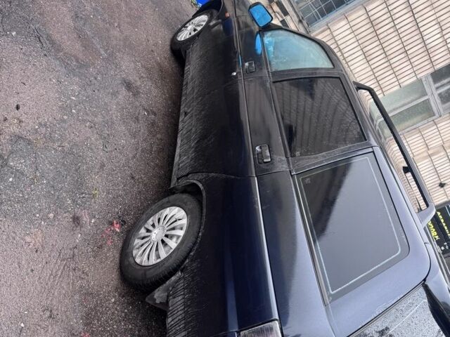 Черный ВАЗ 2111, объемом двигателя 1.5 л и пробегом 150 тыс. км за 1350 $, фото 3 на Automoto.ua