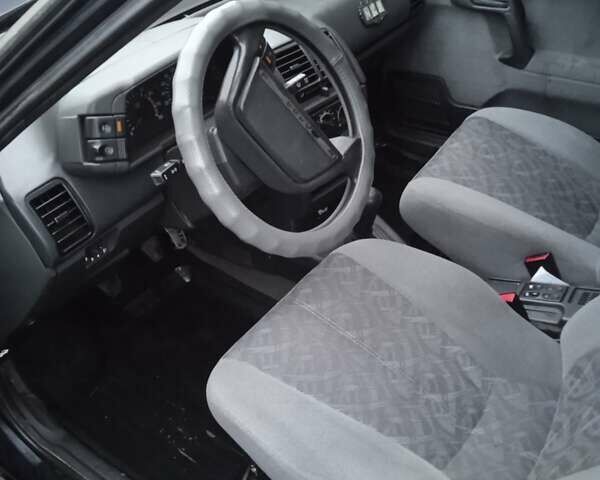 Черный ВАЗ 2111, объемом двигателя 1.6 л и пробегом 150 тыс. км за 1900 $, фото 5 на Automoto.ua