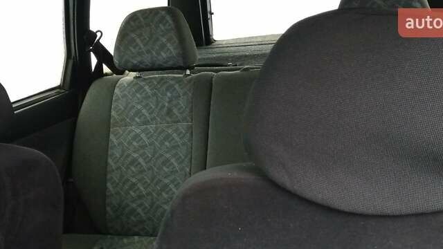 Черный ВАЗ 2111, объемом двигателя 1.6 л и пробегом 300 тыс. км за 1100 $, фото 5 на Automoto.ua