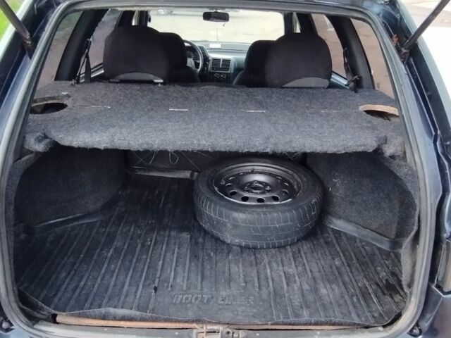 ВАЗ 2111 2005 в Кривом Озере на Automoto.ua Черный ВАЗ 2111, объемом двигателя 1.6 л и пробегом 243 тыс. км за 1750 $, фото 4 на Automoto.ua