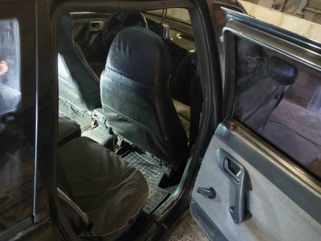 Чорний ВАЗ 2111, об'ємом двигуна 1.6 л та пробігом 345 тис. км за 1900 $, фото 6 на Automoto.ua