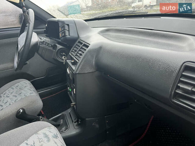 Черный ВАЗ 2111, объемом двигателя 1.6 л и пробегом 200 тыс. км за 1650 $, фото 20 на Automoto.ua