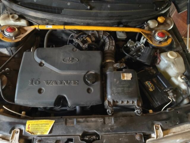 Чорний ВАЗ 2111, об'ємом двигуна 1.6 л та пробігом 345 тис. км за 1900 $, фото 7 на Automoto.ua