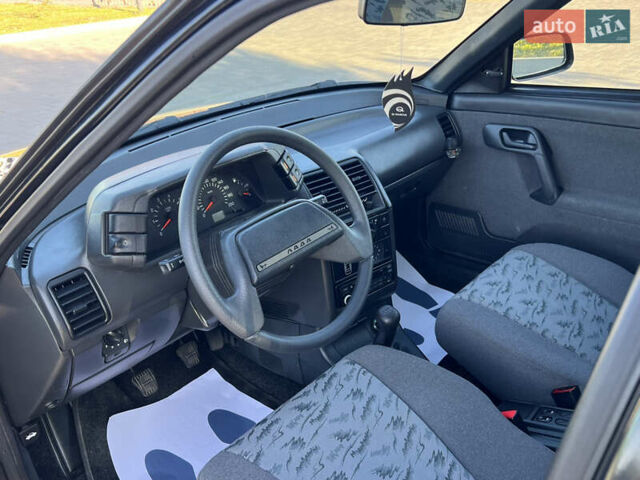 Черный ВАЗ 2111, объемом двигателя 1.6 л и пробегом 19 тыс. км за 4500 $, фото 37 на Automoto.ua