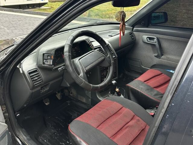 Чорний ВАЗ 2111, об'ємом двигуна 0 л та пробігом 180 тис. км за 1600 $, фото 5 на Automoto.ua