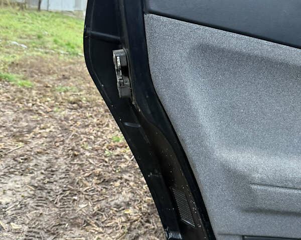 Черный ВАЗ 2111, объемом двигателя 1.6 л и пробегом 180 тыс. км за 2000 $, фото 12 на Automoto.ua