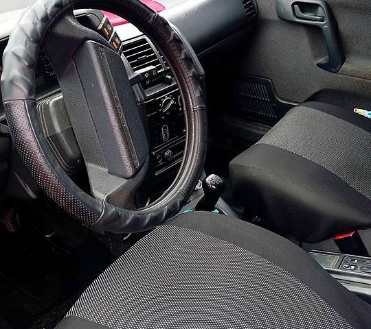 Чорний ВАЗ 2111, об'ємом двигуна 1.8 л та пробігом 240 тис. км за 2200 $, фото 5 на Automoto.ua