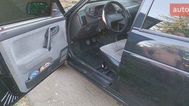 Черный ВАЗ 2111, объемом двигателя 1.6 л и пробегом 130 тыс. км за 3000 $, фото 5 на Automoto.ua