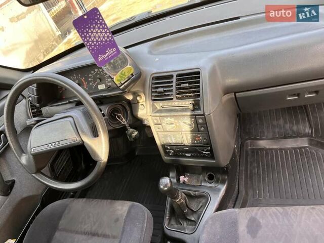 Черный ВАЗ 2111, объемом двигателя 1.6 л и пробегом 258 тыс. км за 1500 $, фото 9 на Automoto.ua