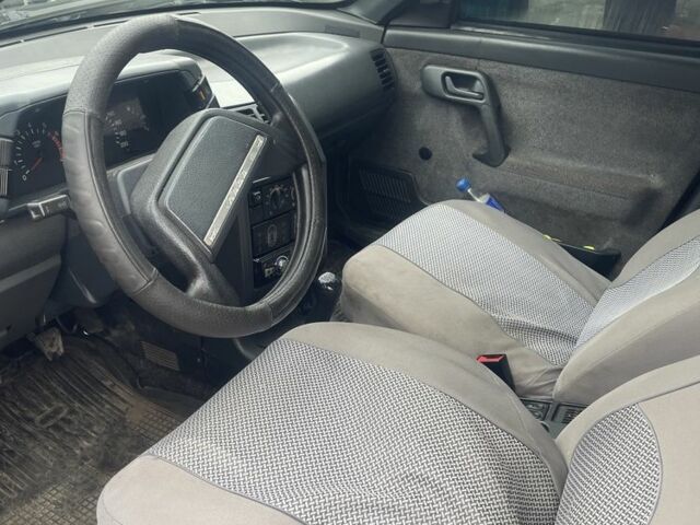 Черный ВАЗ 2111, объемом двигателя 1.6 л и пробегом 380 тыс. км за 1000 $, фото 2 на Automoto.ua