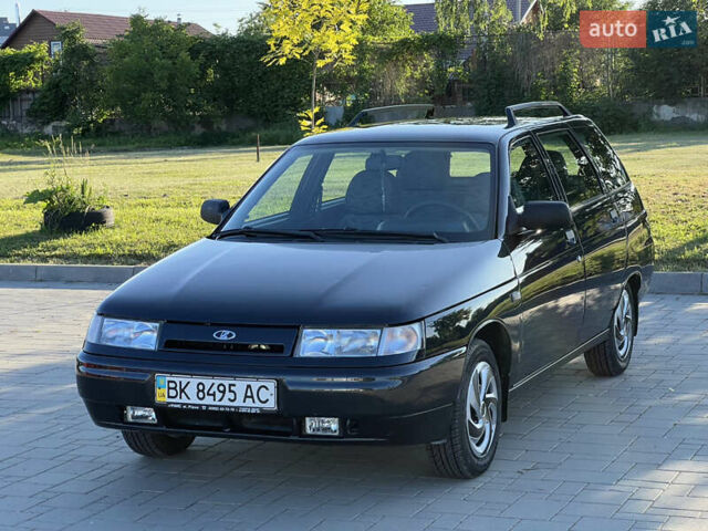 Черный ВАЗ 2111, объемом двигателя 1.6 л и пробегом 19 тыс. км за 4500 $, фото 1 на Automoto.ua
