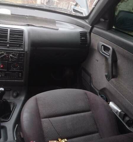 Черный ВАЗ 2111, объемом двигателя 1.6 л и пробегом 357 тыс. км за 1350 $, фото 8 на Automoto.ua