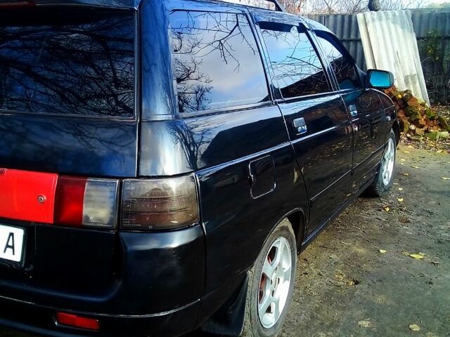 Черный ВАЗ 2111, объемом двигателя 1.6 л и пробегом 212 тыс. км за 2550 $, фото 4 на Automoto.ua