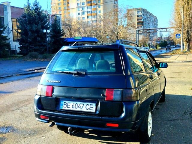 Черный ВАЗ 2111, объемом двигателя 1.6 л и пробегом 300 тыс. км за 1500 $, фото 2 на Automoto.ua