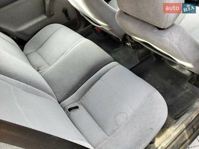 Черный ВАЗ 2111, объемом двигателя 1.6 л и пробегом 314 тыс. км за 1700 $, фото 13 на Automoto.ua