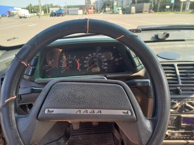 Черный ВАЗ 2111, объемом двигателя 1.5 л и пробегом 213 тыс. км за 1500 $, фото 9 на Automoto.ua
