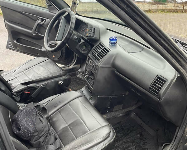 Чорний ВАЗ 2111, об'ємом двигуна 1.6 л та пробігом 226 тис. км за 1350 $, фото 4 на Automoto.ua