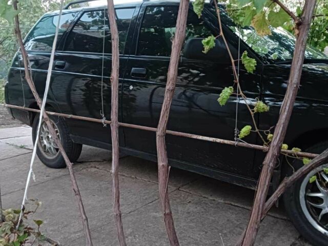 Черный ВАЗ 2111, объемом двигателя 0 л и пробегом 107 тыс. км за 1800 $, фото 4 на Automoto.ua