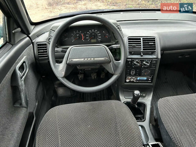 Чорний ВАЗ 2111, об'ємом двигуна 1.6 л та пробігом 225 тис. км за 1850 $, фото 13 на Automoto.ua