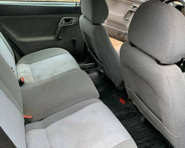 Черный ВАЗ 2111, объемом двигателя 1.6 л и пробегом 296 тыс. км за 1500 $, фото 7 на Automoto.ua