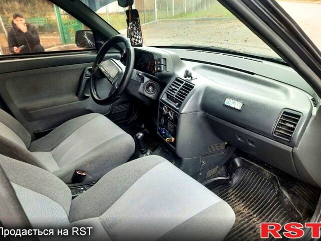 Черный ВАЗ 2111, объемом двигателя 1.6 л и пробегом 225 тыс. км за 1200 $, фото 11 на Automoto.ua