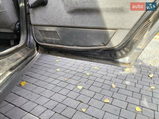 Черный ВАЗ 2111, объемом двигателя 1.6 л и пробегом 314 тыс. км за 1700 $, фото 17 на Automoto.ua