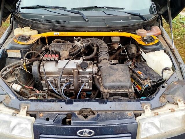 Черный ВАЗ 2111, объемом двигателя 1.6 л и пробегом 155 тыс. км за 3000 $, фото 5 на Automoto.ua