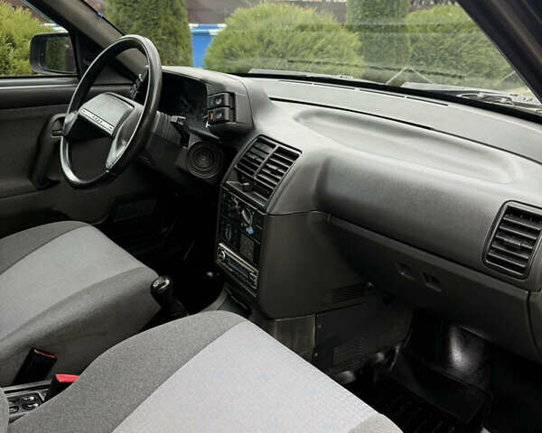 Черный ВАЗ 2111, объемом двигателя 0 л и пробегом 150 тыс. км за 1750 $, фото 28 на Automoto.ua