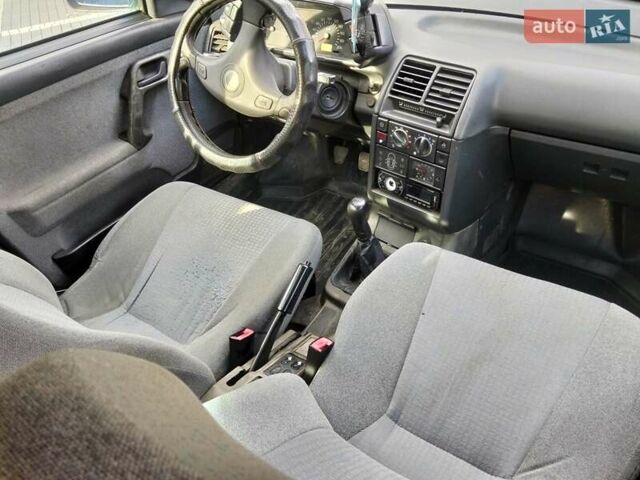 Черный ВАЗ 2111, объемом двигателя 1.6 л и пробегом 314 тыс. км за 1700 $, фото 16 на Automoto.ua