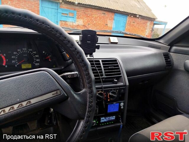 Черный ВАЗ 2111, объемом двигателя 1.6 л и пробегом 155 тыс. км за 3000 $, фото 6 на Automoto.ua