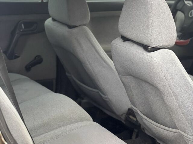 Черный ВАЗ 2111, объемом двигателя 1.6 л и пробегом 250 тыс. км за 1700 $, фото 9 на Automoto.ua