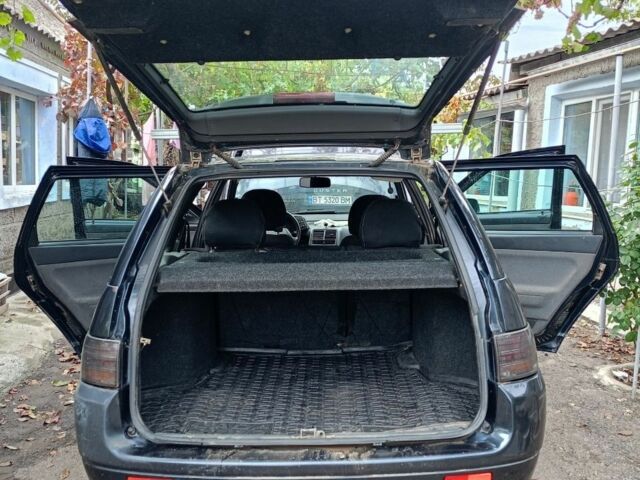 Черный ВАЗ 2111, объемом двигателя 1.6 л и пробегом 168 тыс. км за 1750 $, фото 7 на Automoto.ua