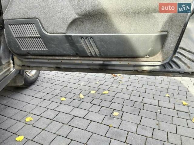 Черный ВАЗ 2111, объемом двигателя 1.6 л и пробегом 314 тыс. км за 1700 $, фото 19 на Automoto.ua